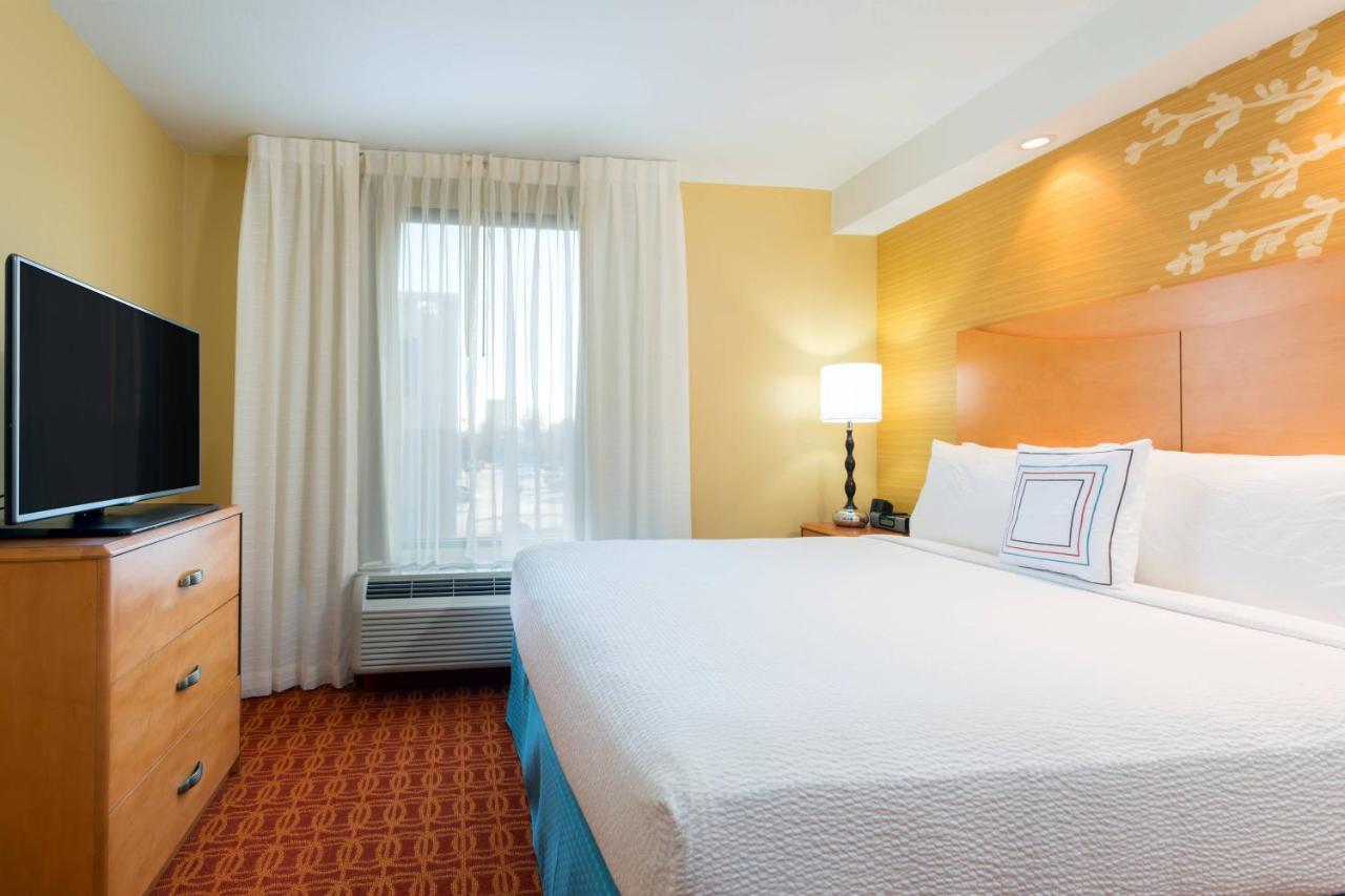 Fairfield Inn & Suites Louisville Downtown Exteriör bild